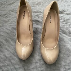George women’s heels